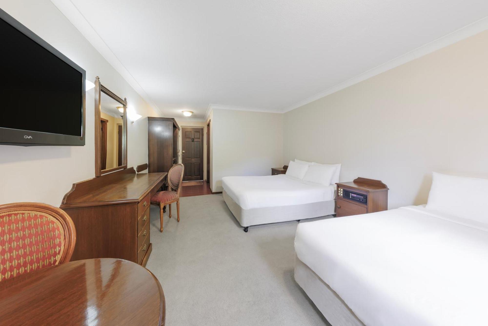 Elizabethan Lodge Мельбурн Экстерьер фото